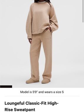 Lululemon Loungeful Sweatpants and Sweatshirt - matching set